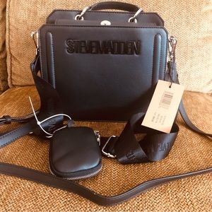 NWT Steve Madden Black Bevelyn crossbody Bag